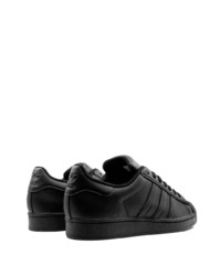 Мужские черные кожаные низкие кеды от adidas