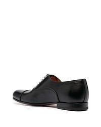 Черные кожаные оксфорды от Santoni