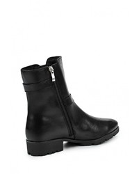 Черные кожаные полусапоги от Caprice