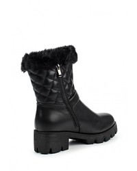 Черные кожаные полусапоги от Donna Moda