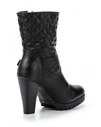 Черные кожаные полусапоги от Flyfor