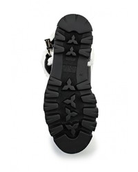 Черные кожаные полусапоги от Loriblu