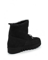 Черные кожаные полусапоги от Vitacci