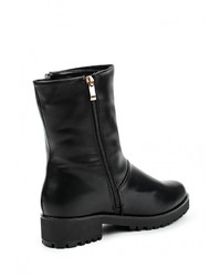 Черные кожаные полусапоги от Vivian Royal