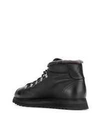 Мужские черные кожаные рабочие ботинки от Doucal's