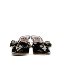 Черные кожаные сабо с шипами от Gucci