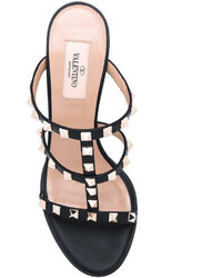 Черные кожаные сабо от Valentino Garavani