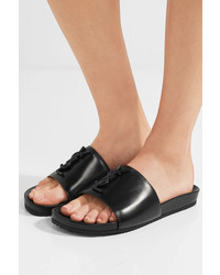 Черные кожаные сандалии на плоской подошве с украшением от Saint Laurent