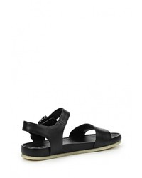 Черные кожаные сандалии на плоской подошве от Clarks