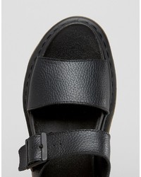 Черные кожаные сандалии на плоской подошве от Dr. Martens
