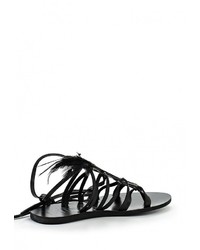 Черные кожаные сандалии на плоской подошве от Mango
