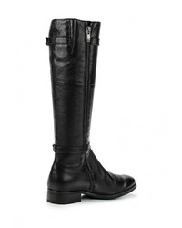 Черные кожаные сапоги от Caprice