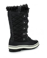 Черные кожаные сапоги от Ella