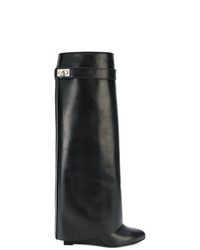 Черные кожаные сапоги от Givenchy