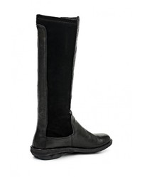 Черные кожаные сапоги от Khrio