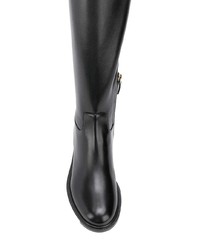 Черные кожаные сапоги от Valentino
