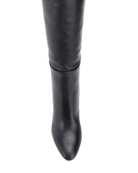 Черные кожаные сапоги от Valentino