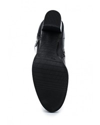 Черные кожаные сапоги от Tamaris