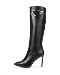 Черные кожаные сапоги от Vitacci