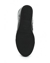 Черные кожаные сапоги от Vitacci