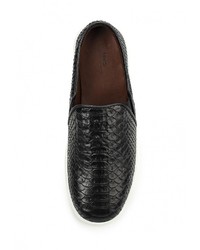 Женские черные кожаные слипоны от Mango