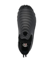 Мужские черные кожаные слипоны от Moncler