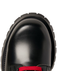 Черные кожаные туфли дерби от Gucci