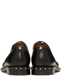 Черные кожаные туфли дерби от Valentino