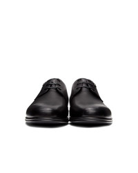 Черные кожаные туфли дерби от Salvatore Ferragamo