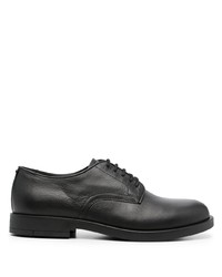Черные кожаные туфли дерби от Calvin Klein