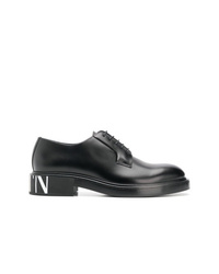 Черные кожаные туфли дерби от Valentino