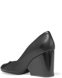Черные кожаные туфли с геометрическим рисунком от Robert Clergerie