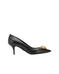 Черные кожаные туфли с украшением от Versace