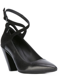 Черные кожаные туфли от A.F.Vandevorst