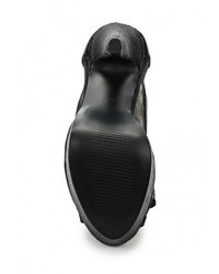 Черные кожаные туфли от Benini