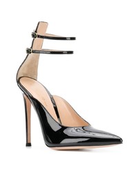 Черные кожаные туфли от Gianvito Rossi