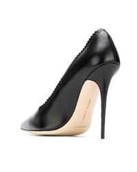 Черные кожаные туфли от Manolo Blahnik