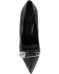 Черные кожаные туфли от Versus