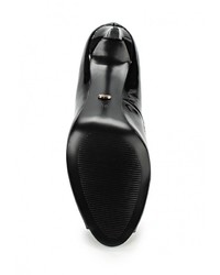 Черные кожаные туфли от Vitacci