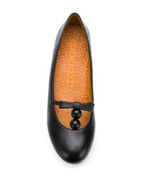 Черные кожаные туфли от Chie Mihara