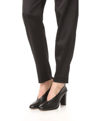 Черные кожаные туфли от Zero Maria Cornejo