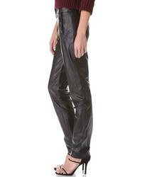 Черные кожаные узкие брюки от MCQ
