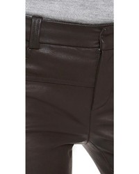 Черные кожаные узкие брюки от Halston