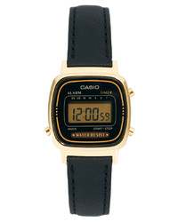 Женские черные кожаные часы от Casio
