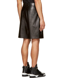 Мужские черные кожаные шорты от Givenchy