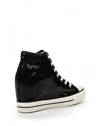 Черные кроссовки на танкетке от Bella Comoda