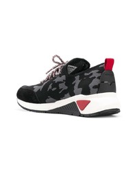 Мужские черные кроссовки с камуфляжным принтом от Diesel