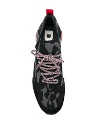 Мужские черные кроссовки с камуфляжным принтом от Diesel
