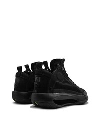 Мужские черные кроссовки от Jordan