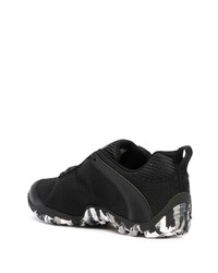 Мужские черные кроссовки от Merrell